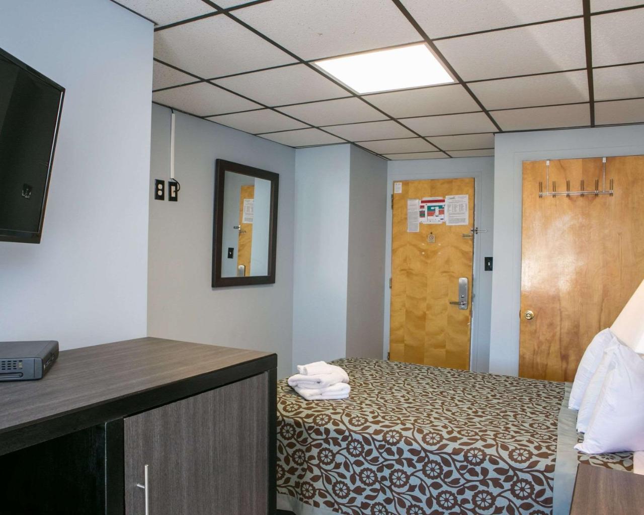 Econo Lodge Seaside Heights - Toms River East Экстерьер фото